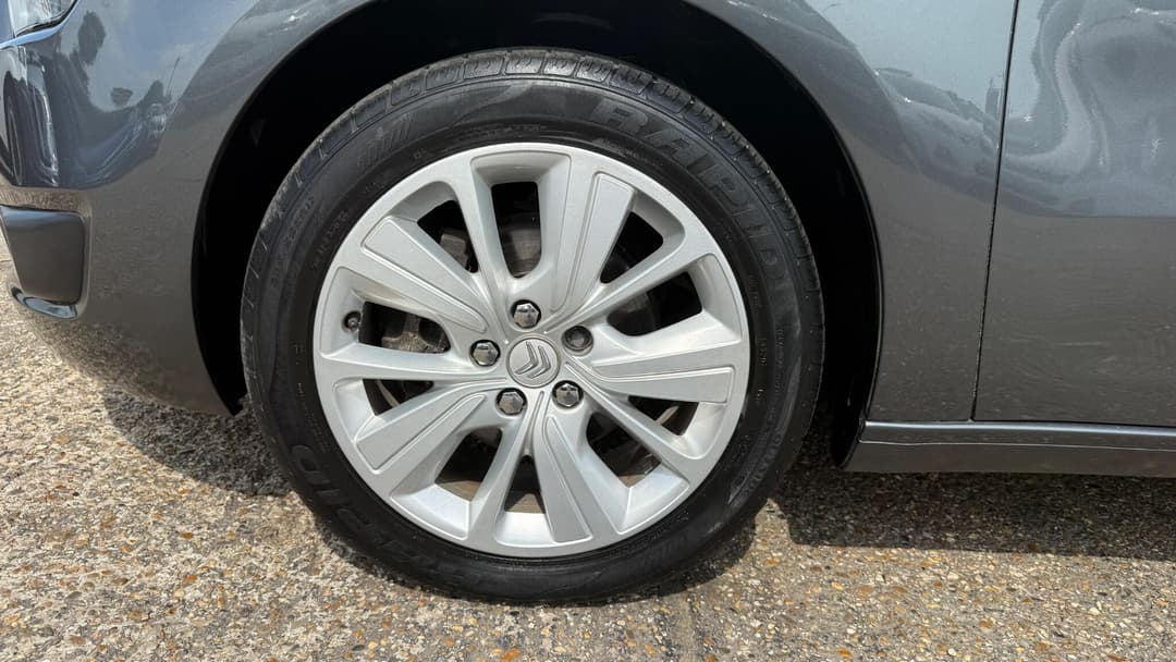 Car Image 22