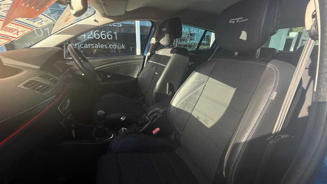 Car Image 15
