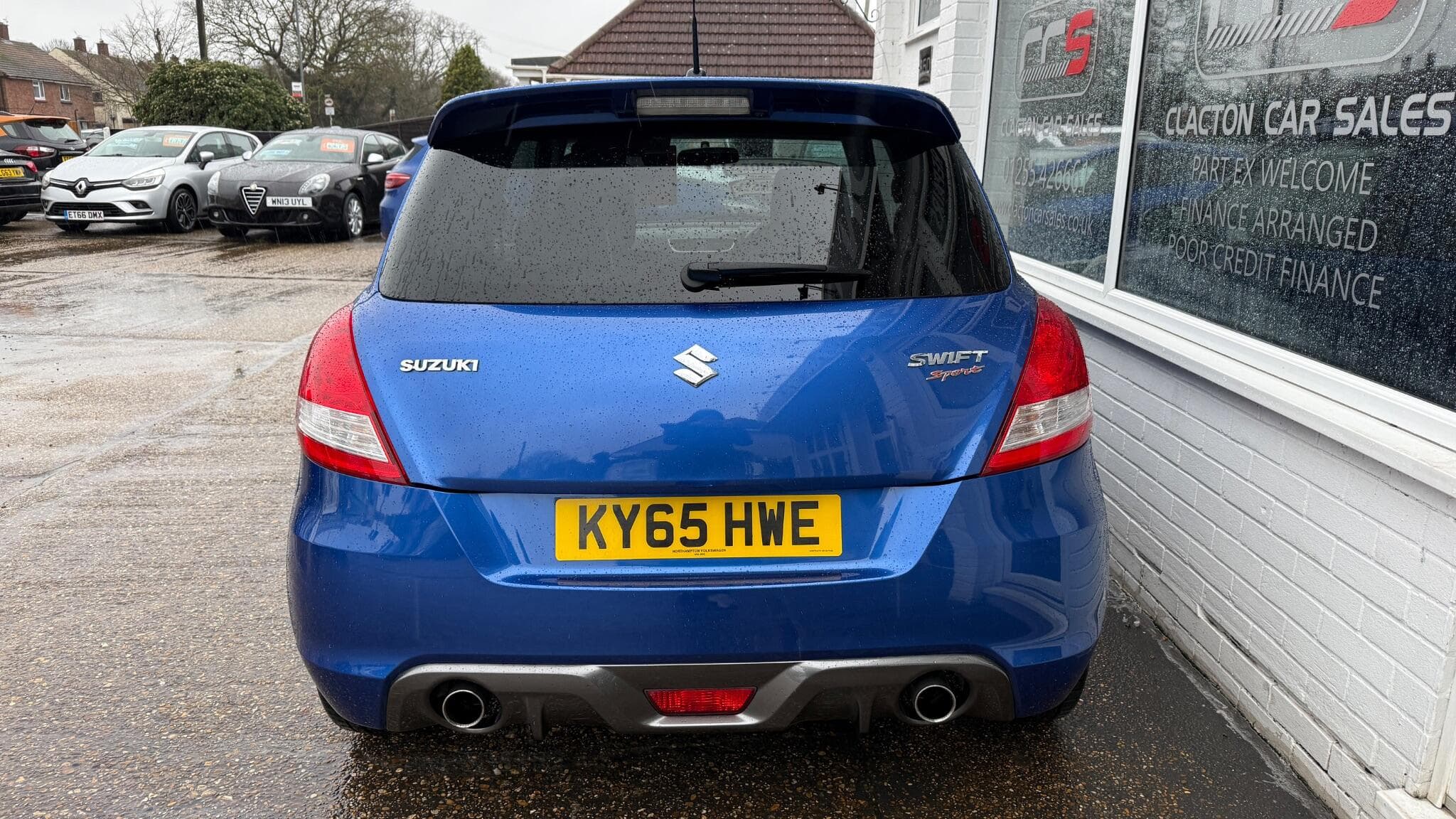 2015 Suzuki Swift - Image 6