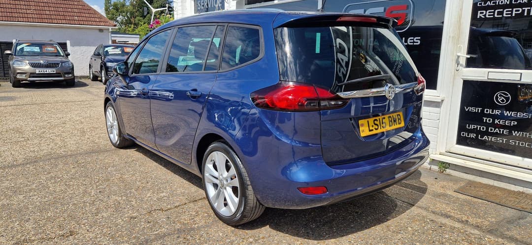 Car Image 5