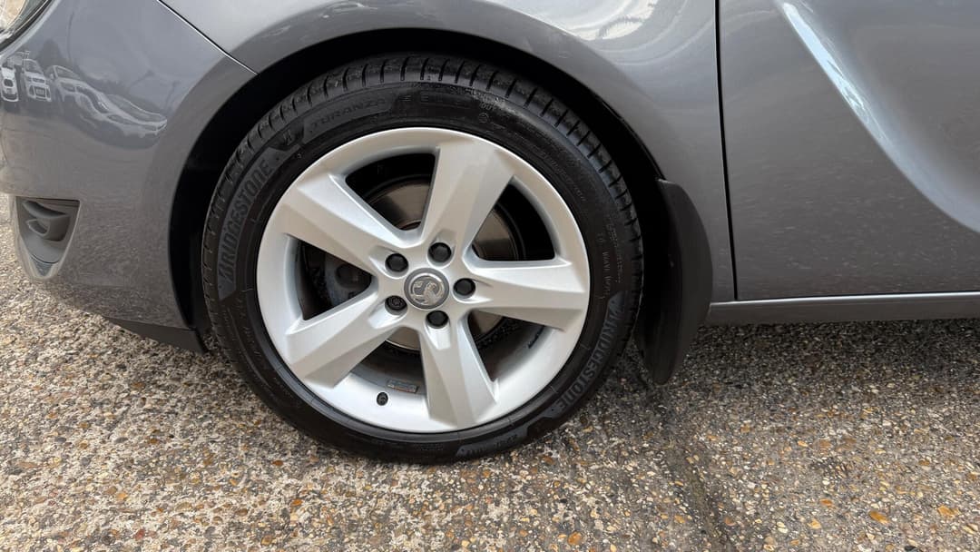 Car Image 20