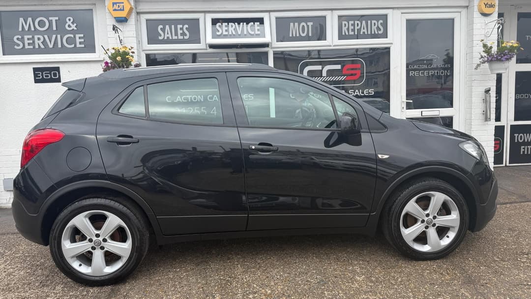 Car Image 8