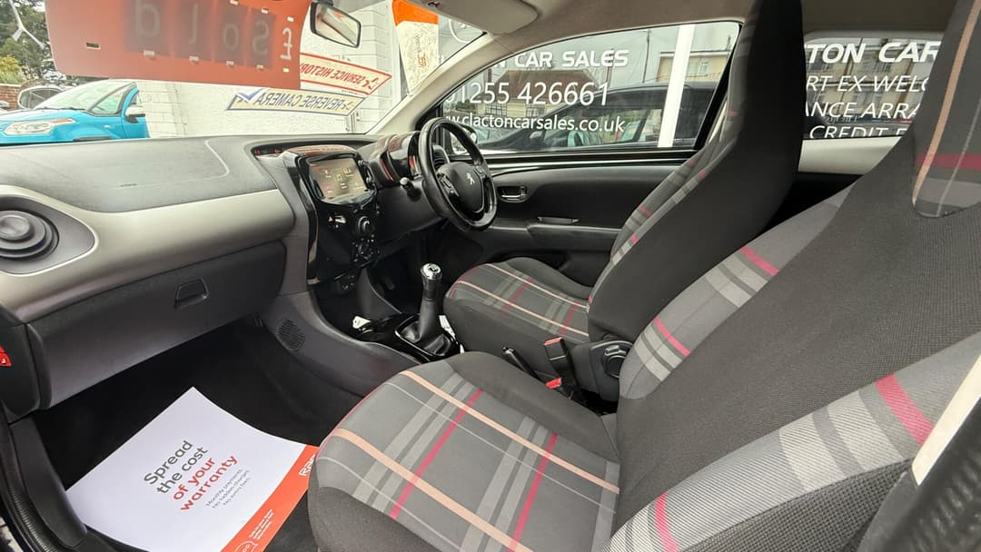 Car Image 15