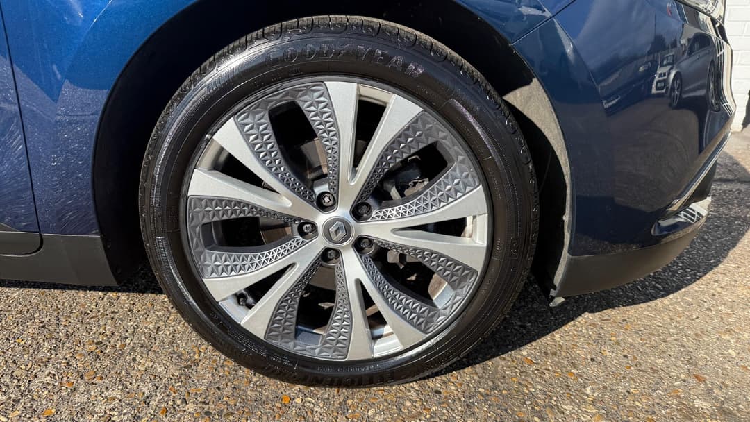 Car Image 22