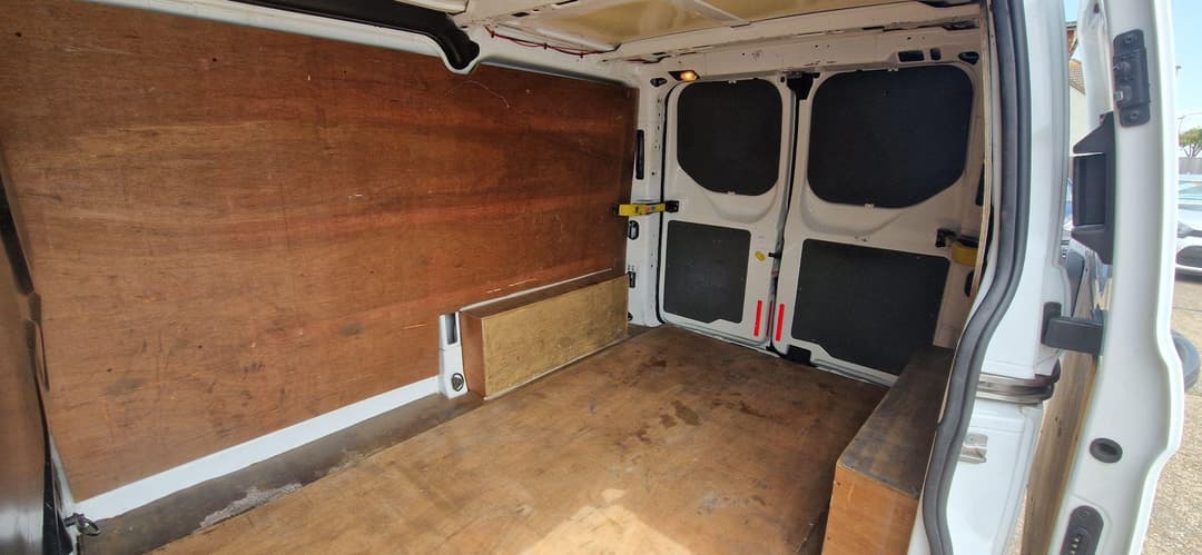 Car Image 12