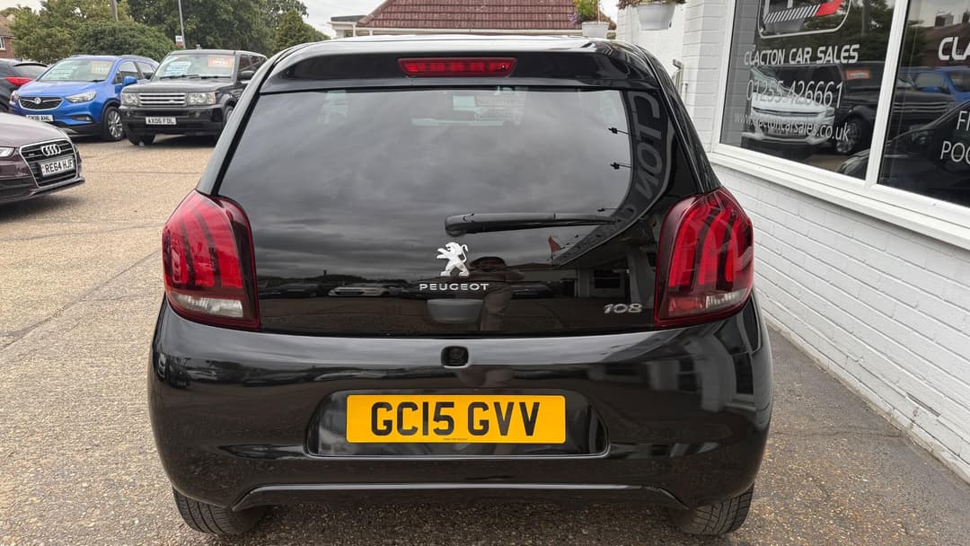 Car Image 6