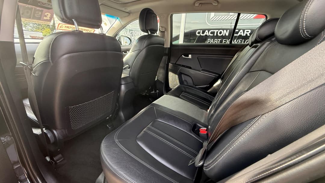 Car Image 18