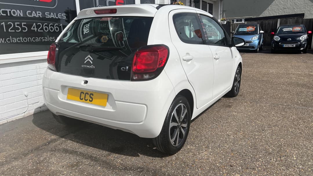 Car Image 7