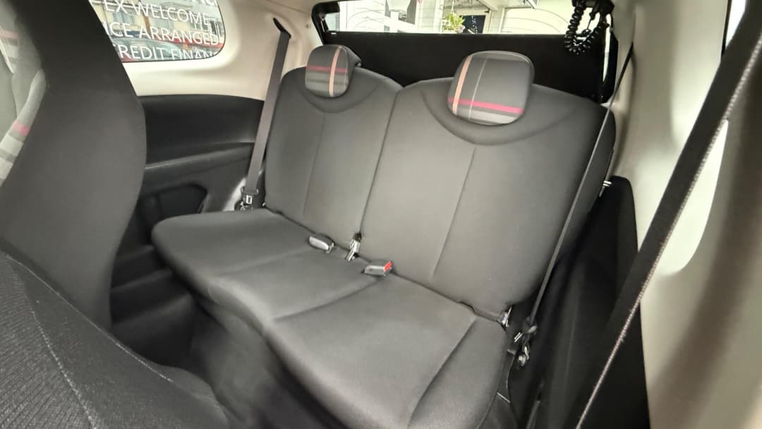 Car Image 16
