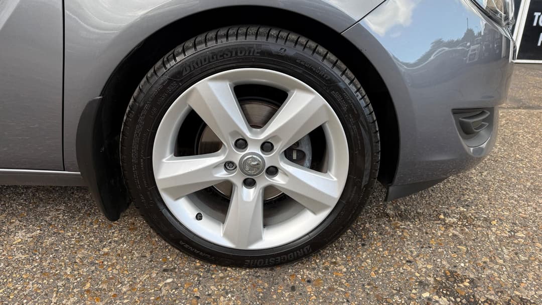 Car Image 22
