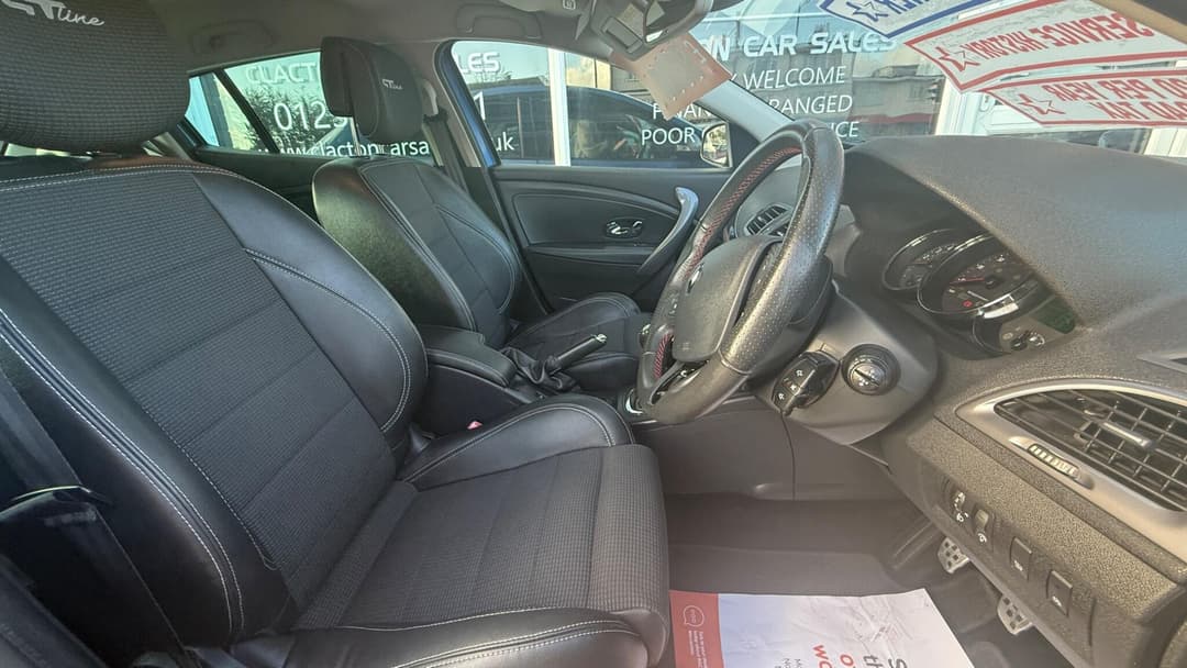 Car Image 10