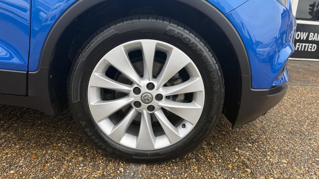 Car Image 22