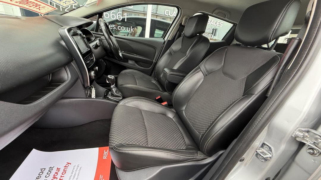 Car Image 15
