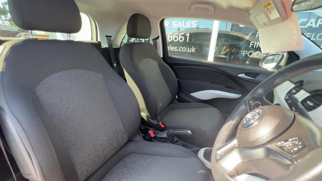 Car Image 10