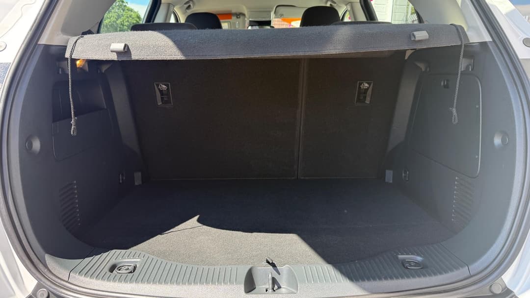 Car Image 14