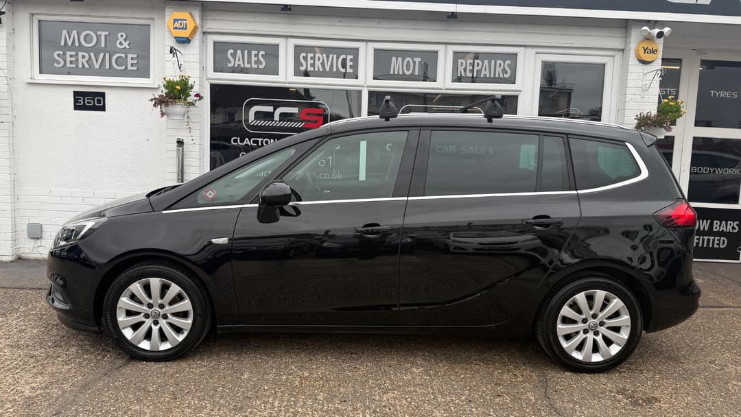 Car Image 4