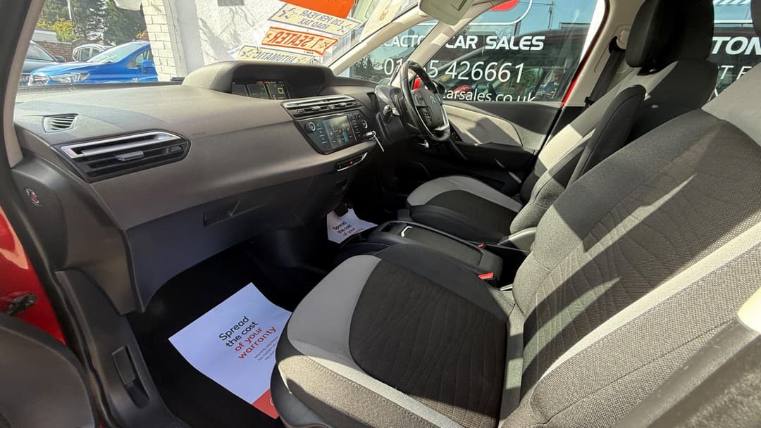 Car Image 17