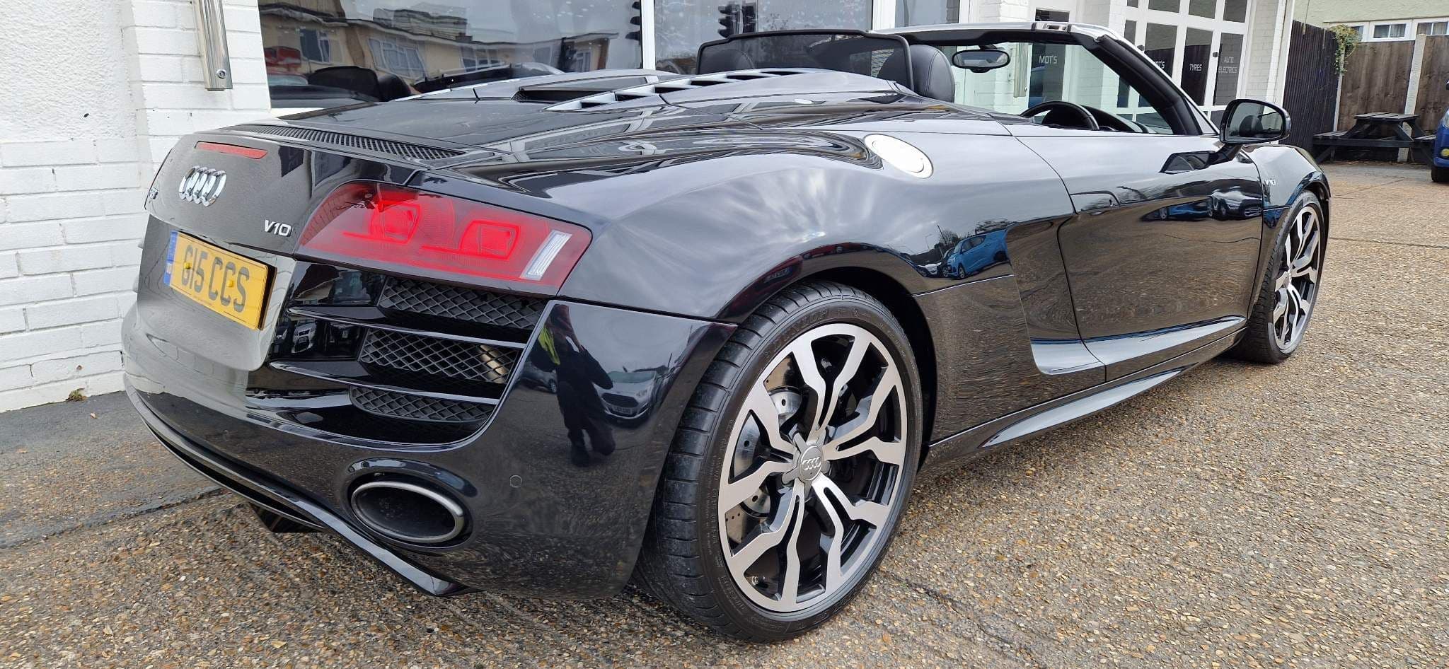 2012 Audi R8 - Image 7