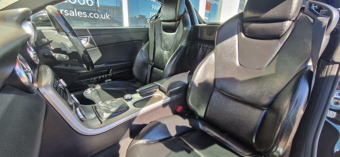 Car Image 15