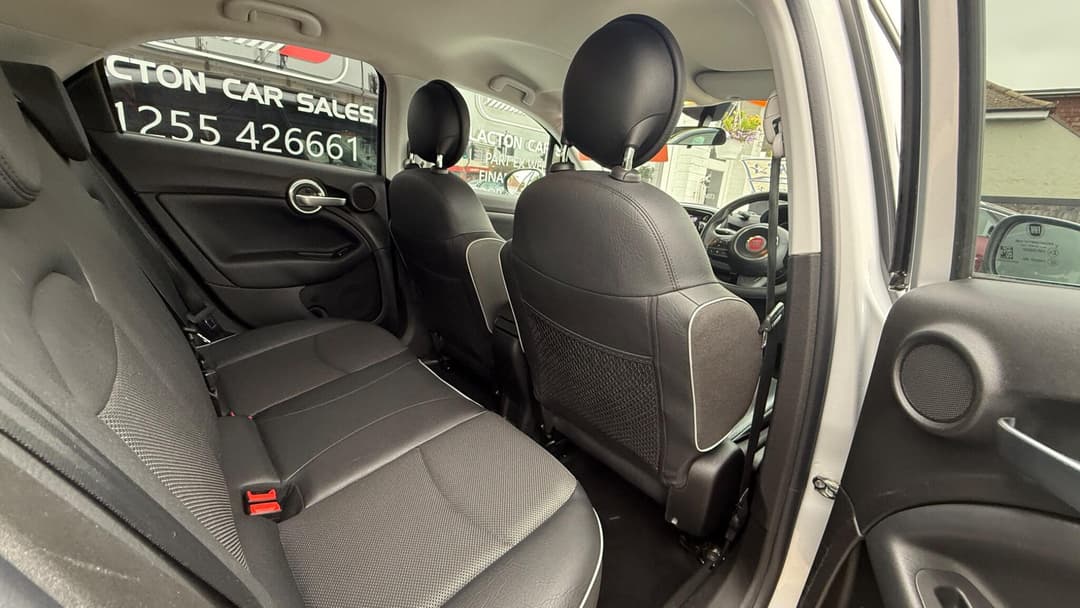 Car Image 11