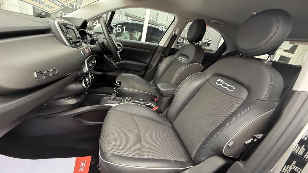 Car Image 15