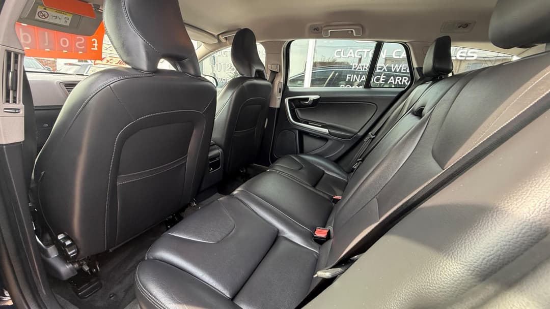Car Image 17