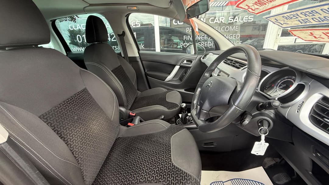 Car Image 10