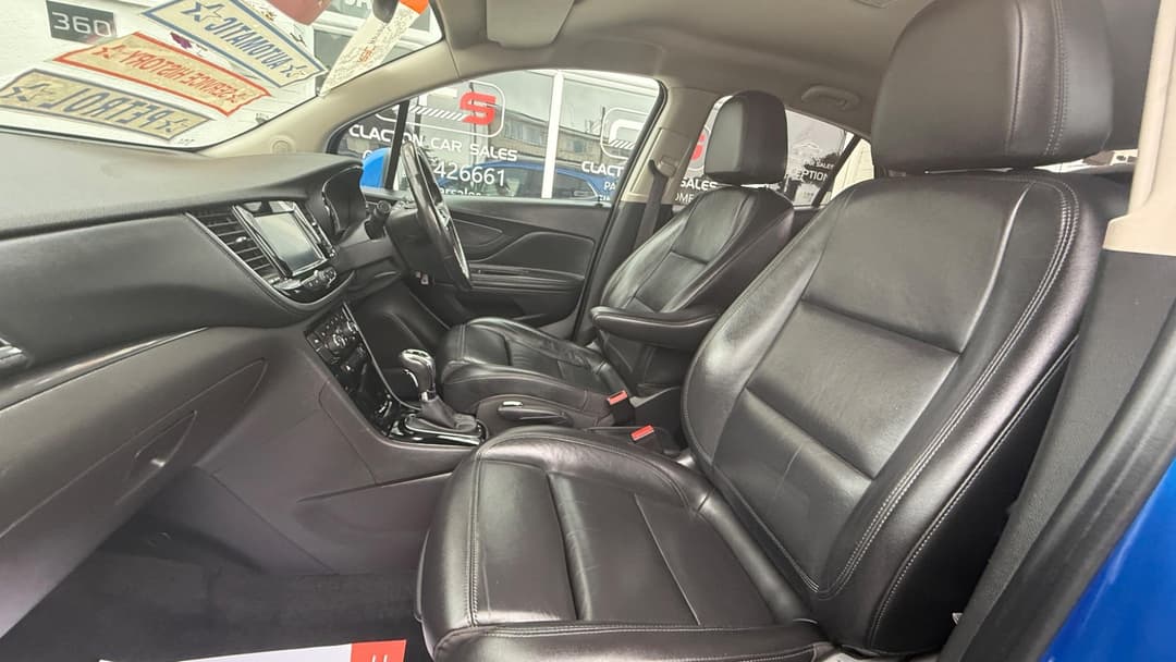 Car Image 15