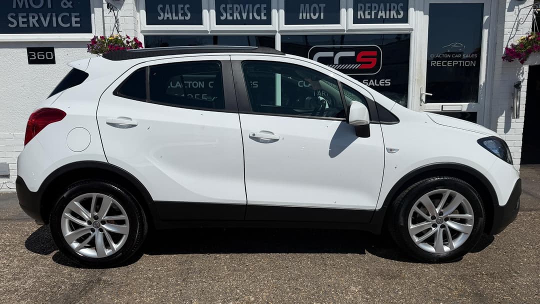 Car Image 8