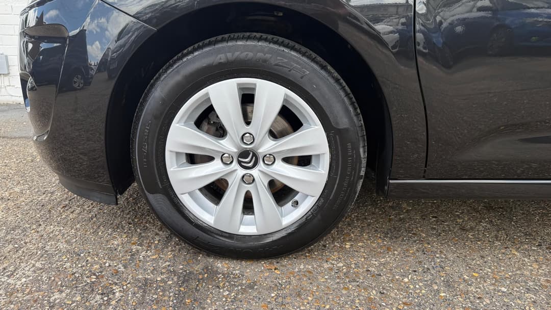 Car Image 20