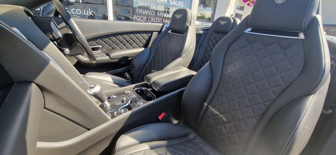 Car Image 13