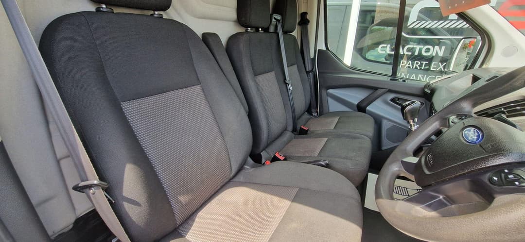 Car Image 10