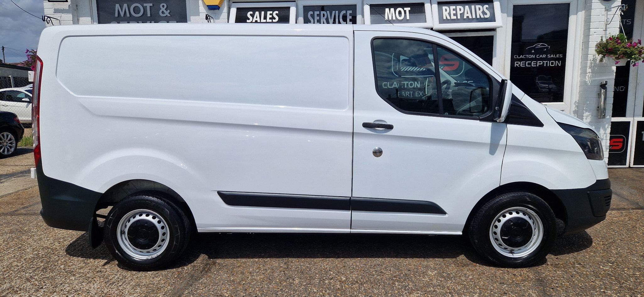 2014 Ford Transit Custom - Image 8