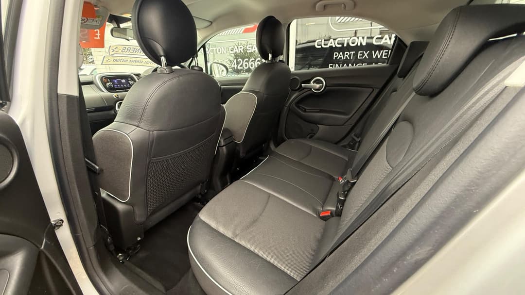 Car Image 18