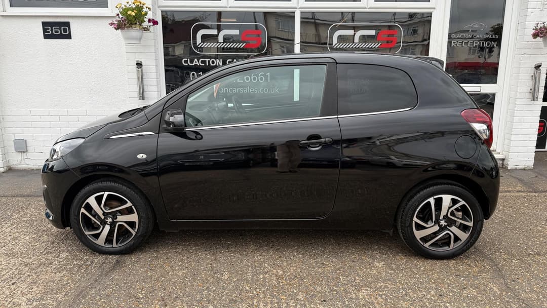 Car Image 4