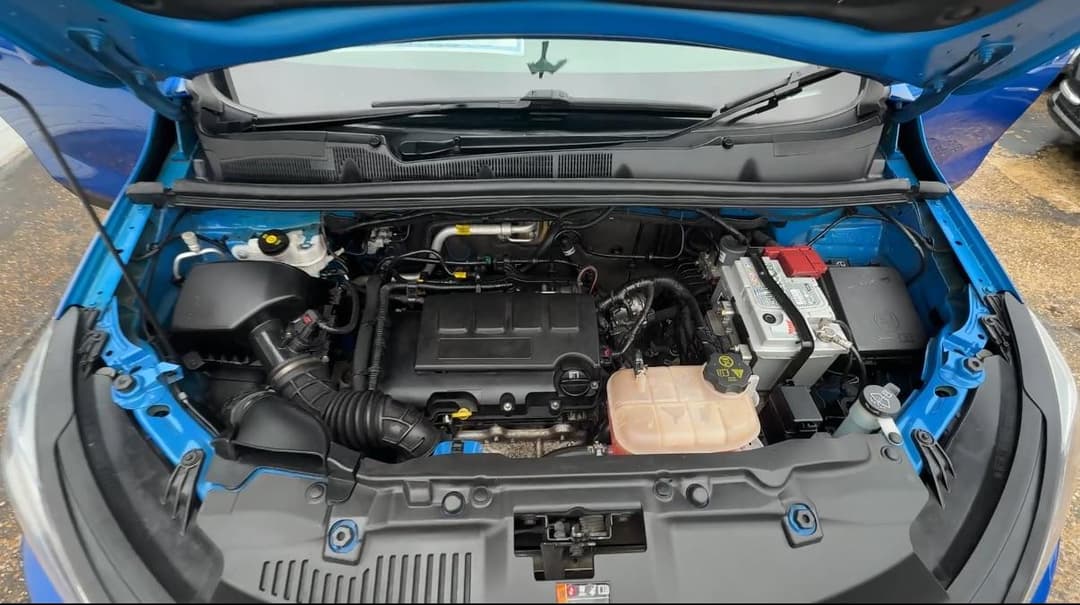 Car Image 13