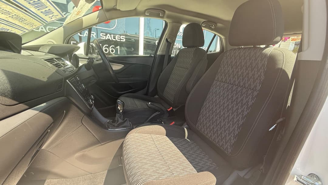 Car Image 15