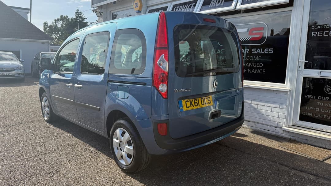 Car Image 5
