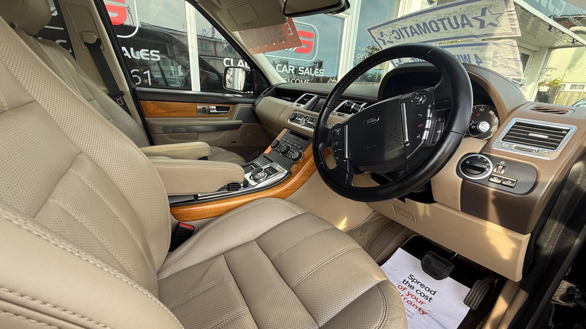 2013 Land Rover Range Rover Sport - Image 9