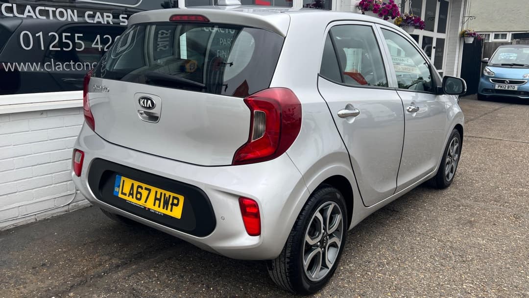 Car Image 7