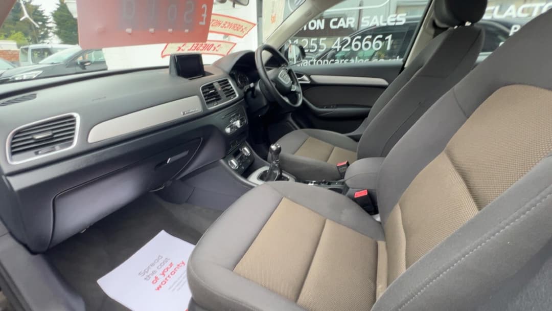 Car Image 16