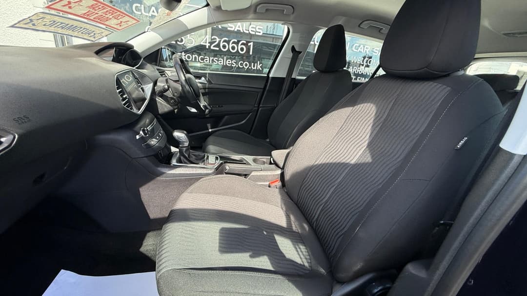 Car Image 15