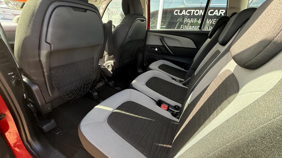 Car Image 19