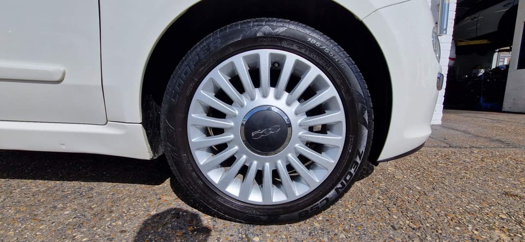 Car Image 19