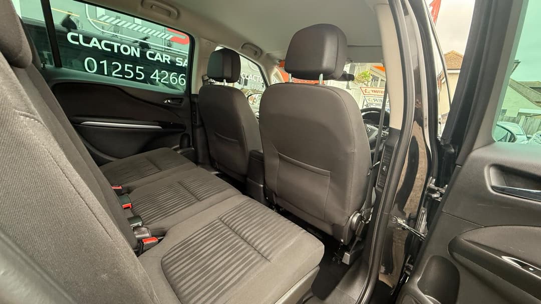 Car Image 11