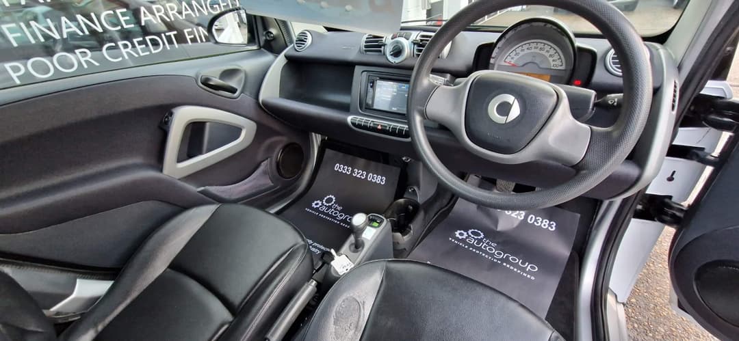 Car Image 8