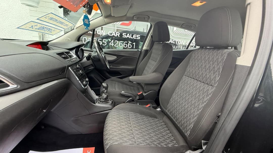 Car Image 15
