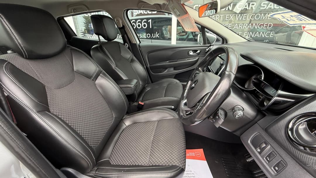 Car Image 10