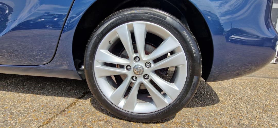 Car Image 23