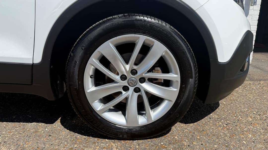 Car Image 22